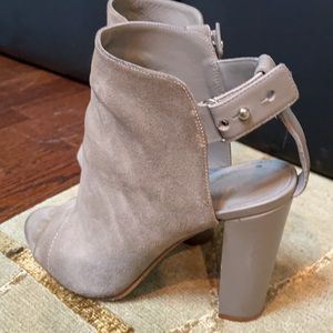 Vince Vero Cuoio Grey Suede Heels /bootie Open Toe